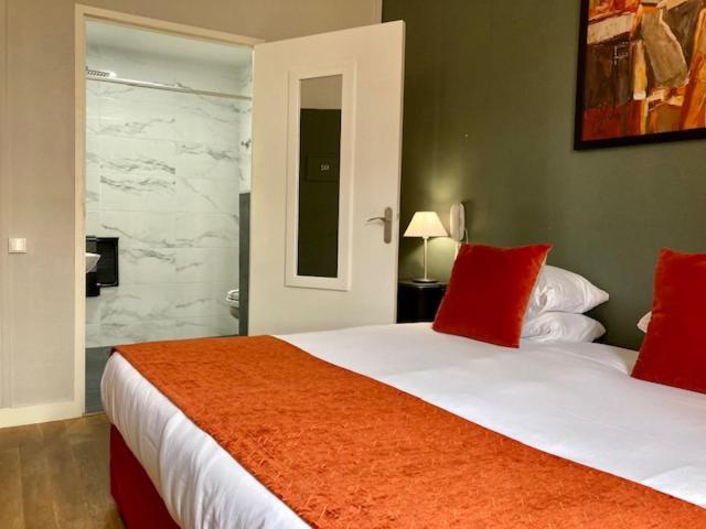 Hotel Coeur De Loire Nantes Bagian luar foto